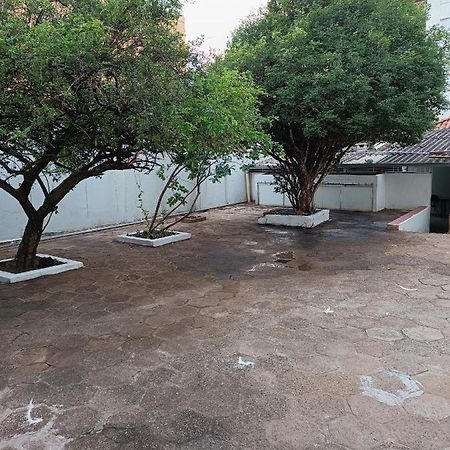 Pousada Cantinho Da Felicidade Uberlândia Exteriör bild