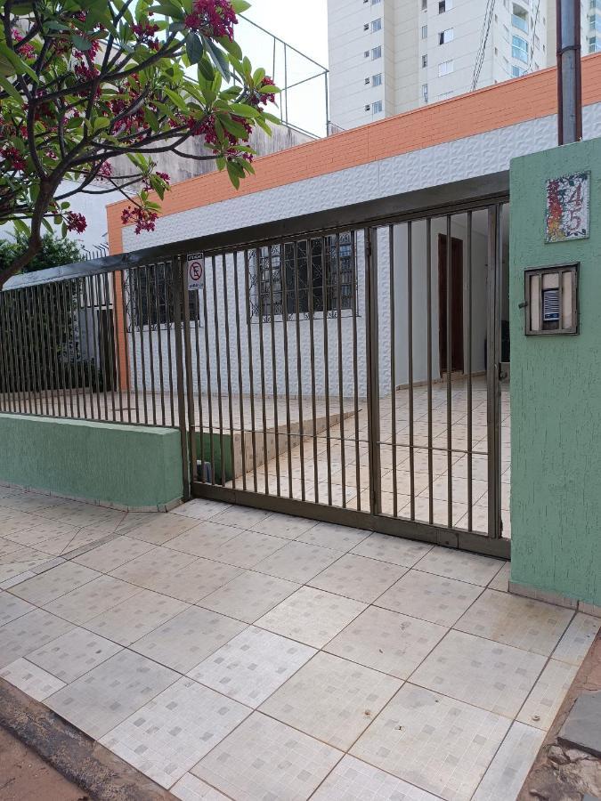 Pousada Cantinho Da Felicidade Uberlândia Exteriör bild