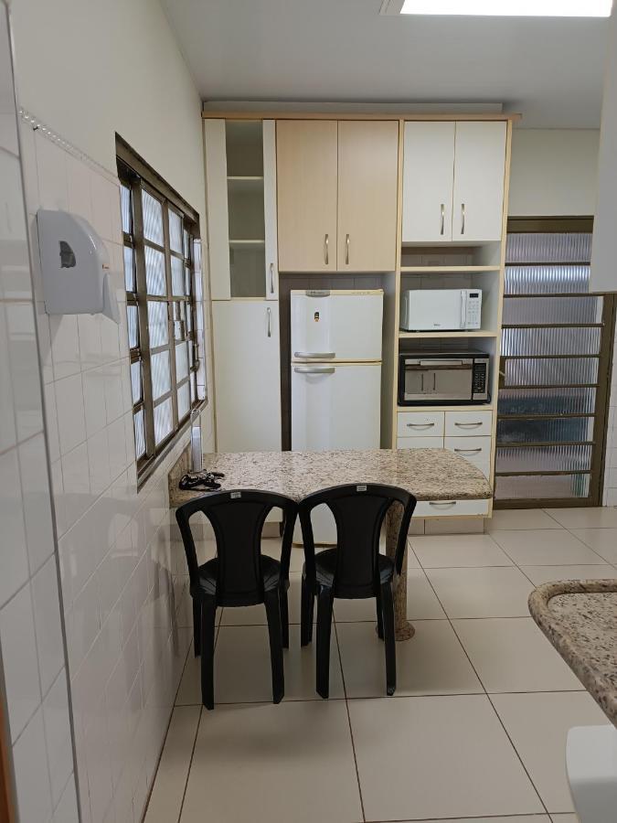 Pousada Cantinho Da Felicidade Uberlândia Exteriör bild